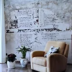 Garden House Near Pantanello Apartament *