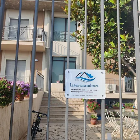 La Tua Casa A Due Passi Dal Mare Apartman *