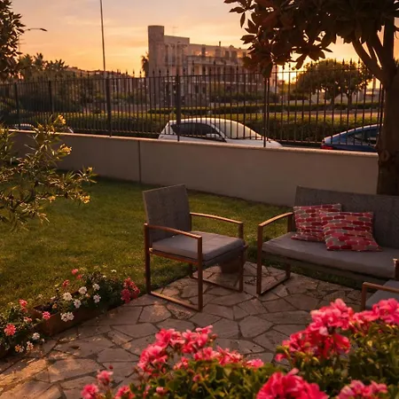 Garden House Near Pantanello Avola